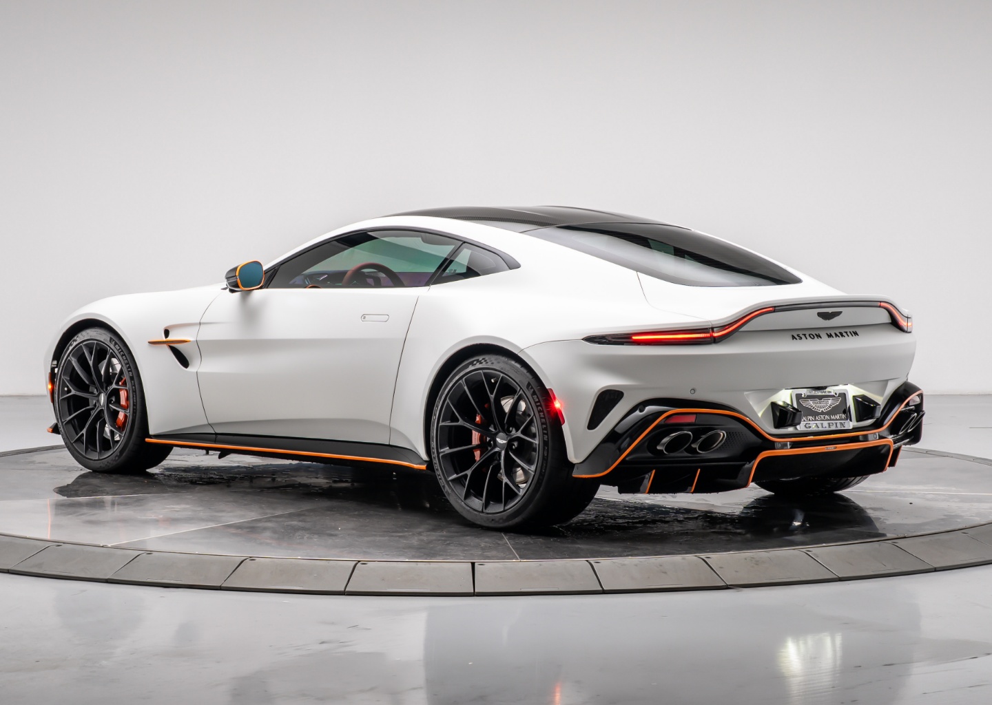 aston martin vantage 2025 SCFSMGFW3SGN09786 image aston martin vantage 2025 SCFSMGFW3SGN09786 image